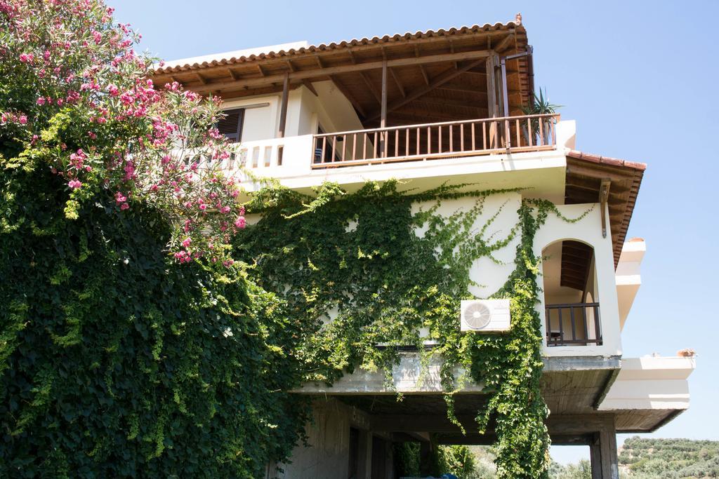 Alexandra Villa Stalos Exterior photo